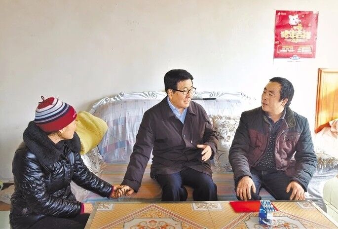 林铎： 拉开架势构建完备产业体系 确保如期打赢打好脱贫攻坚战