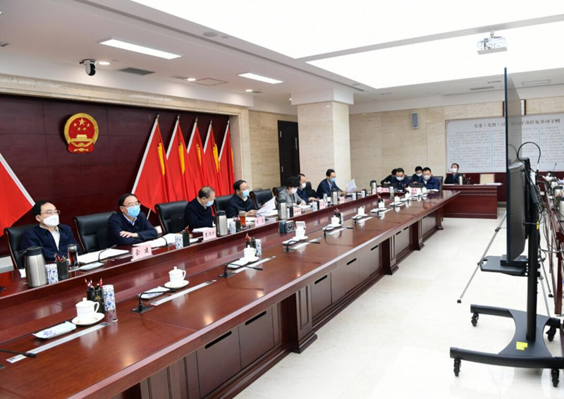 省联防联控领导小组通过移动办公平台“陇政钉”召开会议对疫情防控重点工作进行研究部署