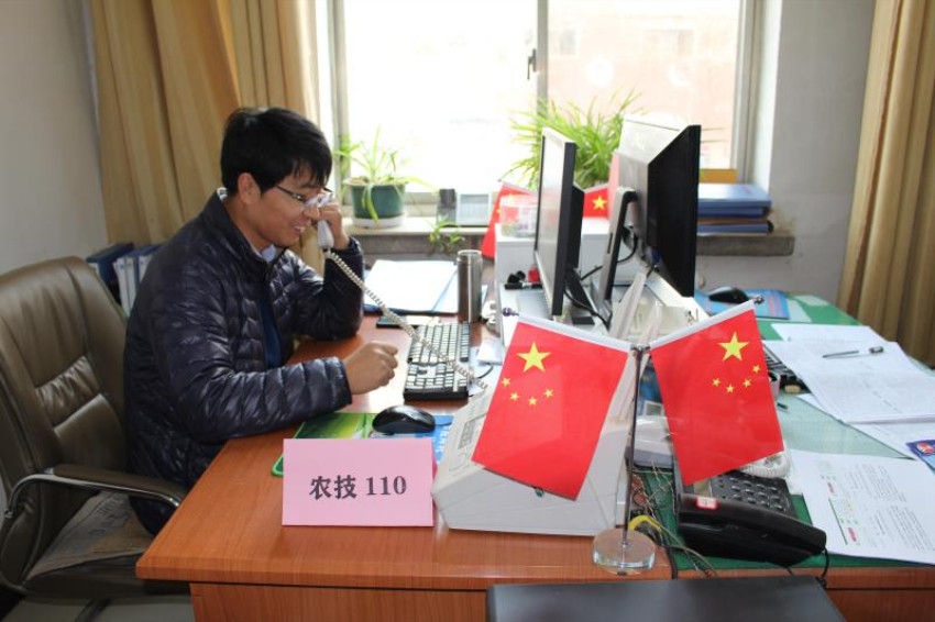 敦煌市“农技110”服务热线持续为广大农户服务