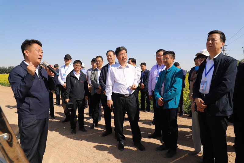 省政协委员李旺泽：加快产业扶贫向产业振兴转变