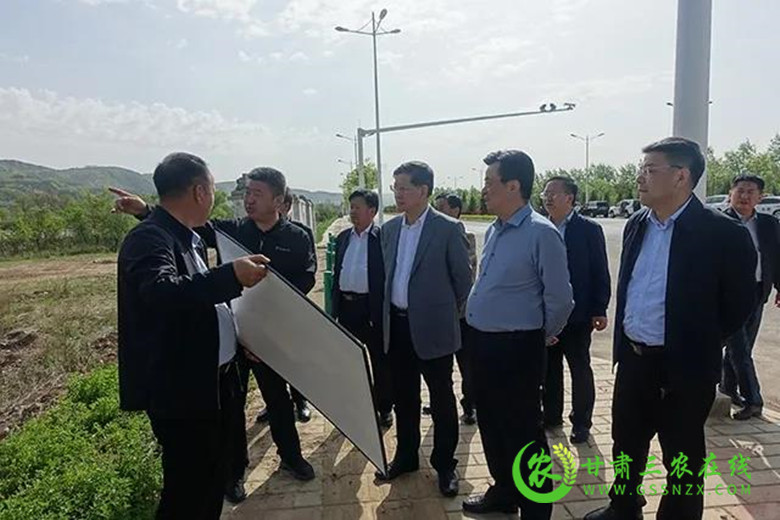 省水利厅党组书记、厅长朱建海调研平凉水利和平凉水投工作