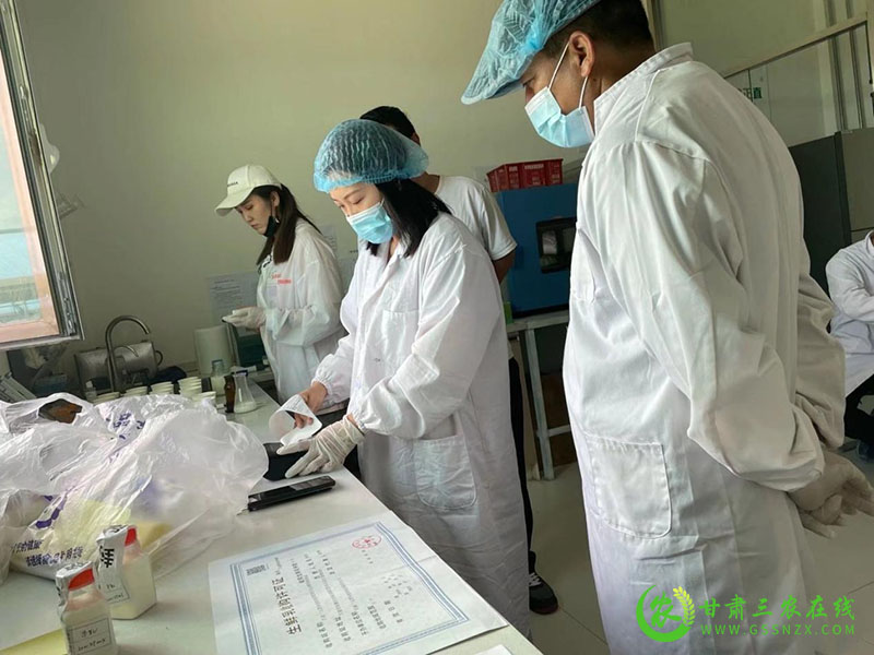 省畜牧总站配合完成2021上半年生鲜乳质量安全监测和监督抽查工作
