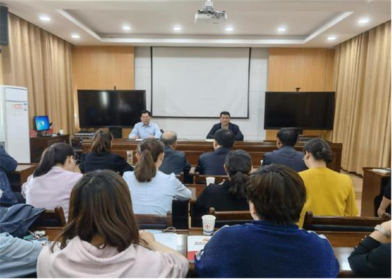 瓜州县财政局机关党支部党史学习  教育专题组织生活会召开