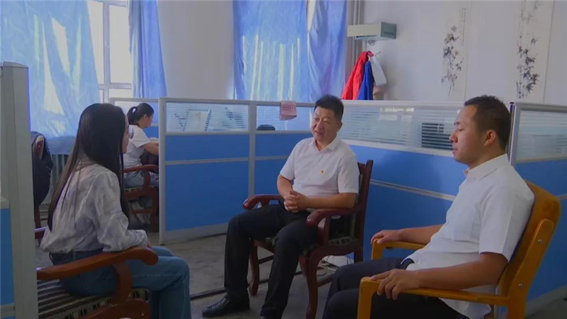 瓜州于聪华：匠心做教育 润物细无声