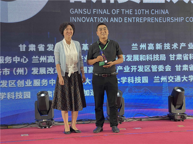 瓜州县科技创新斩殊荣