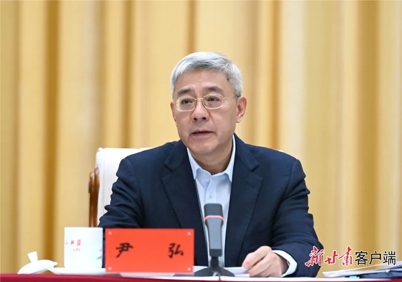 夏河县各界干部群众热议省委人才工作会议精神