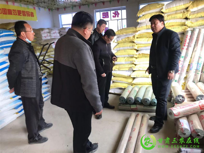 肃州区大力开展废旧地膜春季回收工作