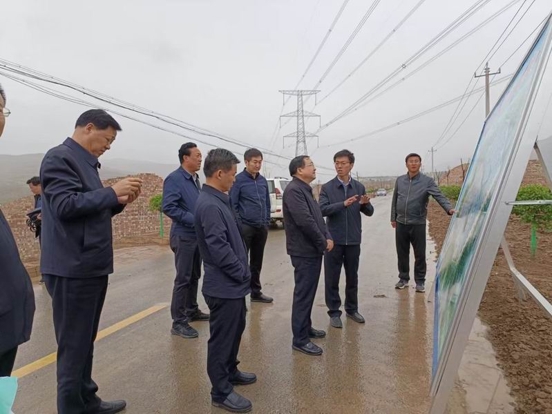 省农业农村厅调研组深入平凉市调研指导农业项目建设工作