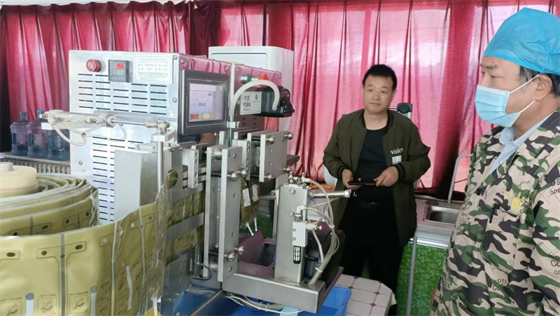 省畜牧总站在临夏州开展猪常温人工授精技术社会化服务调研