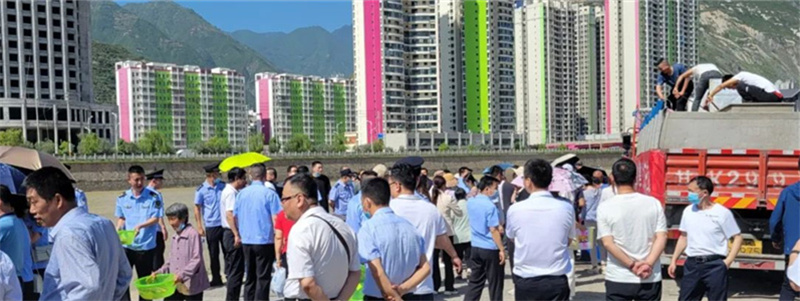 2022年全国“放鱼日”甘肃省同步增殖放流活动在陇南市武都区举行
