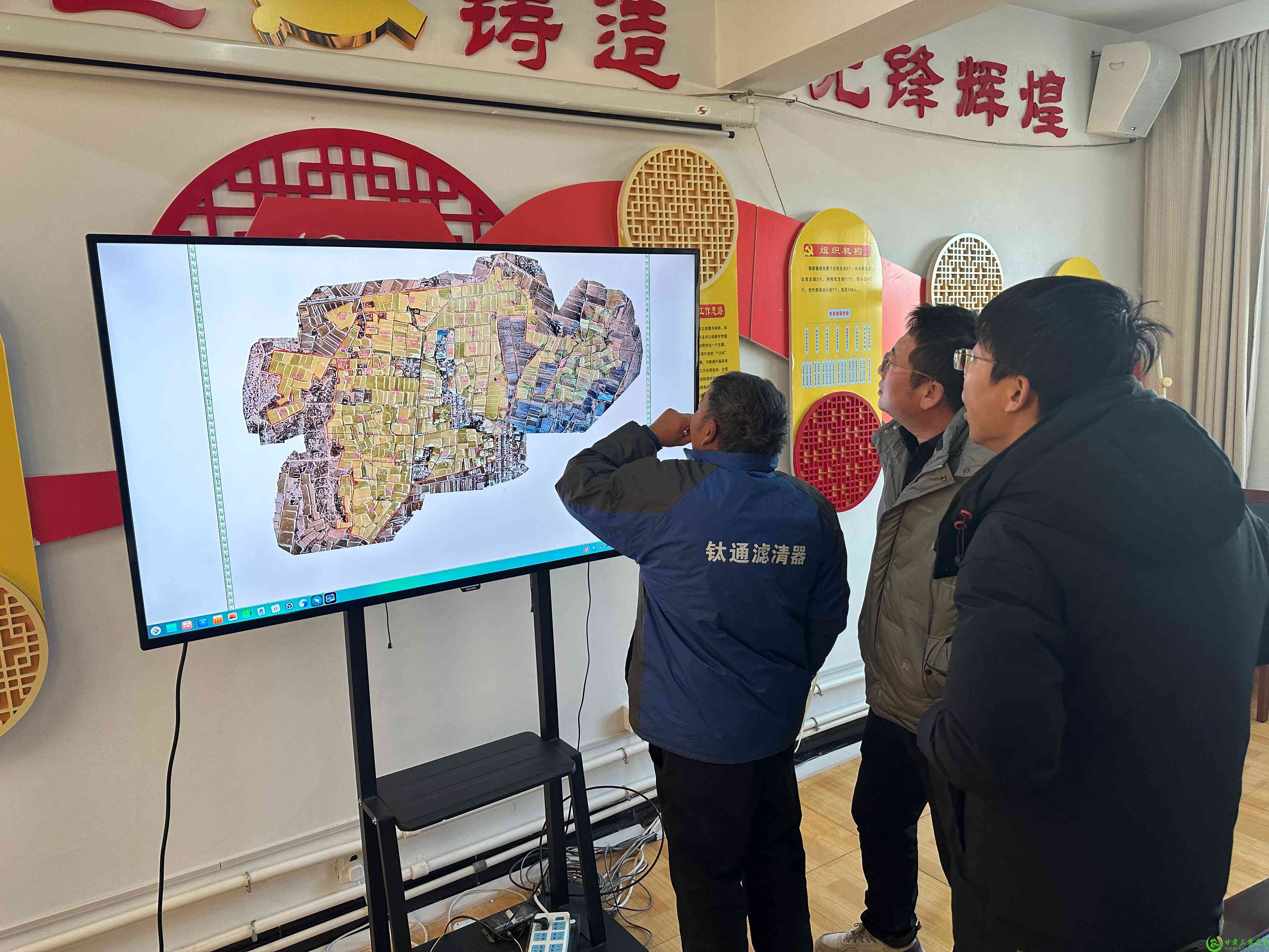 堪踏照片(1).jpg