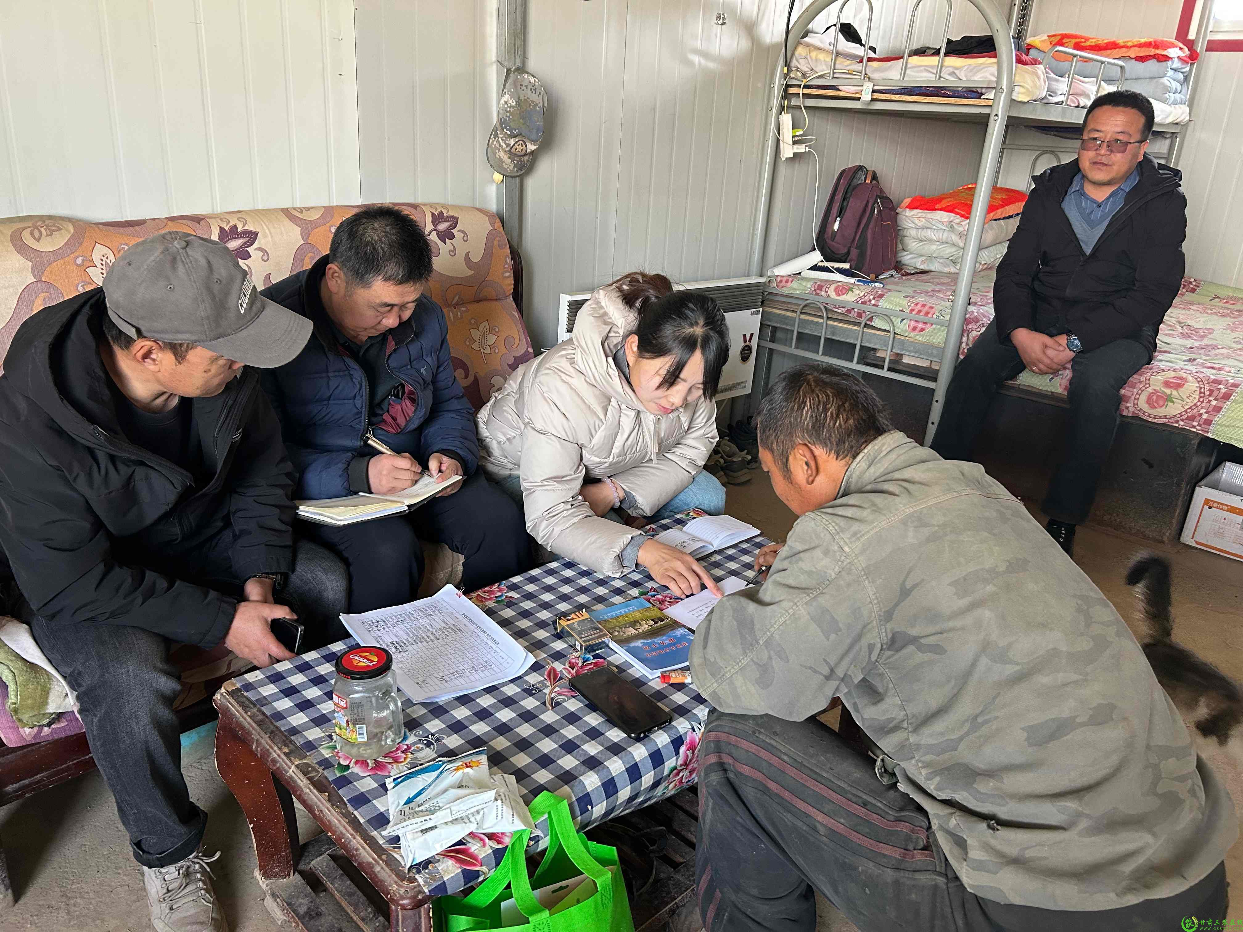 走访异地借牧 护航健康养殖2.jpg