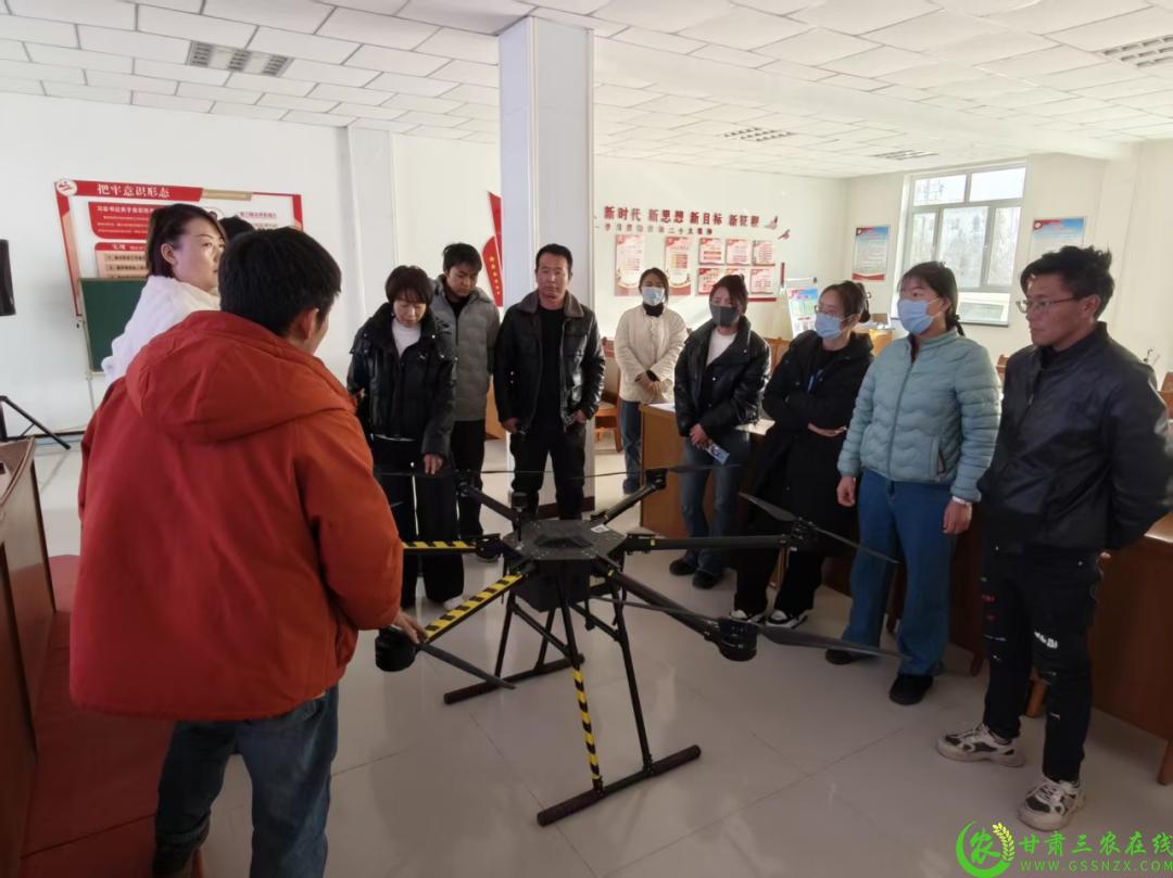 图片1 瓜州县无人机驾驶员技能培训现场1.png