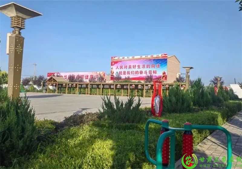 古城乡广场.jpg