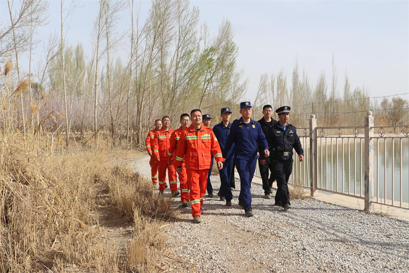 同筑林草防火线 共建绿色新家园(3).png